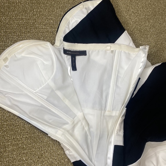 BCBG women’s formal black dress white stripes worn once strapless short size 6 - Picture 8 of 12